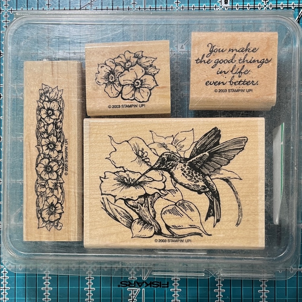 Stampin' Up! Floral and Hummingbird Wooden Stamp Set - Sweet Flowers
